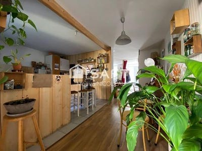 /international/fr/surgeres-charente-310108675044/