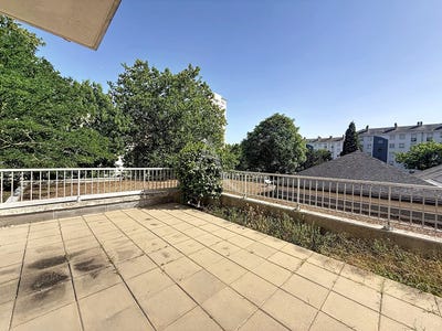 /international/fr/angers-pays-de-la-loire-310109016663/