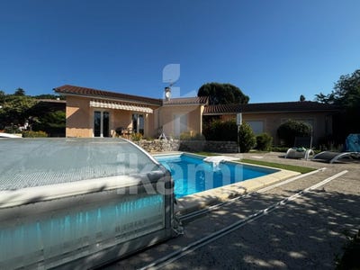 /international/fr/hauterives-rhone-310105308618/