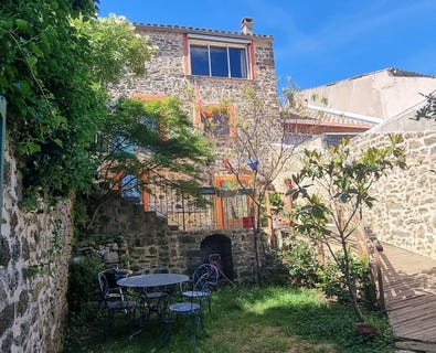 /international/fr/soumont-languedoc-roussillon-310098711334/?lang=it