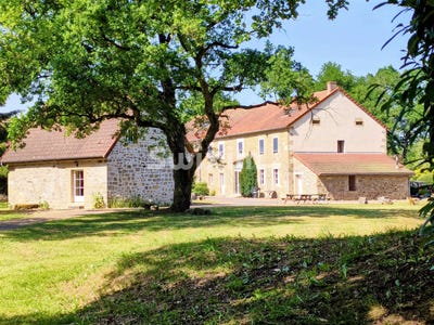 /international/fr/arnay-le-duc-burgundy-310107239803/