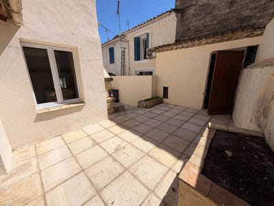 /international/fr/gallargues-le-montueux-languedoc-roussillon-310107191468/