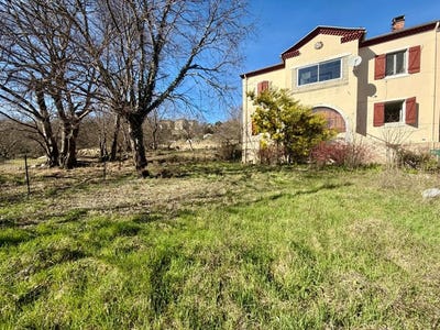 /international/fr/saint-ambroix-languedoc-roussillon-310108526686/