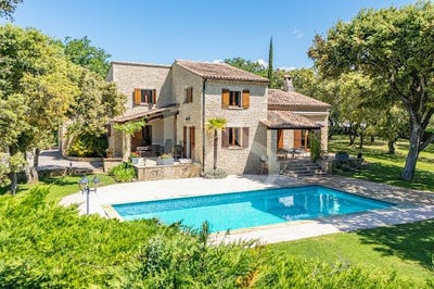 /international/fr/grignan-rhone-310108209848/