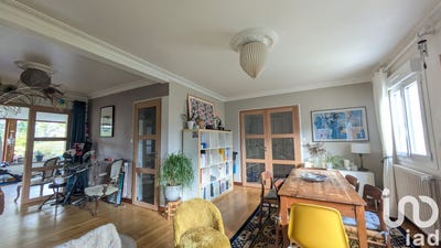 /international/fr/dinan-brittany-310107360312/