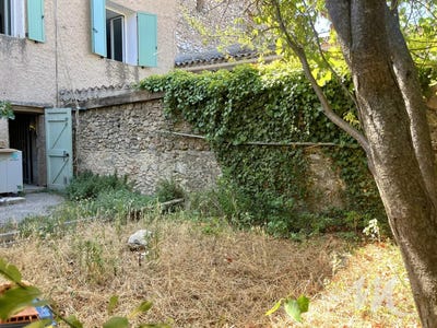 /international/fr/tavernes-provence-alpes-cote-d-azur-310098949640/