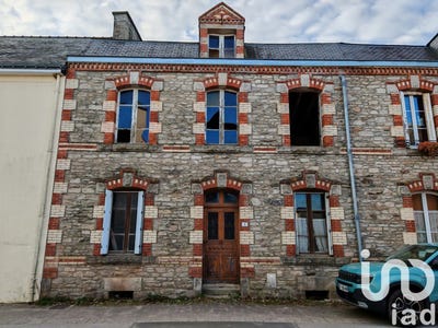 /international/fr/val-d-oust-brittany-310098220777/