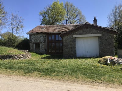 /international/fr/luchapt-charente-310099568757/