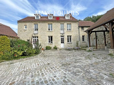 /international/fr/senlis-picardie-310103044466/