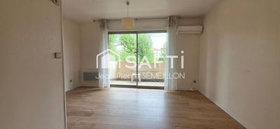 /international/fr/agen-aquitaine-310109740558/