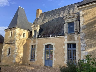 /international/fr/la-chartre-sur-le-loir-pays-de-la-loire-310107774440/
