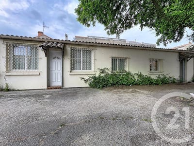 /international/fr/pont-saint-esprit-languedoc-roussillon-310108527267/
