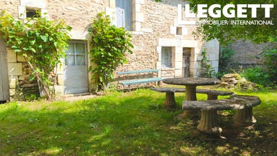 /international/fr/la-rochebeaucourt-et-argentine-aquitaine-310100670949/