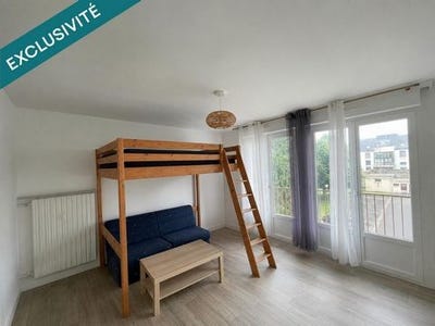 /international/fr/laval-pays-de-la-loire-310108374786/