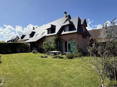 /international/fr/saint-arnoult-centre-val-de-loire-310108087629/