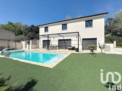 /international/fr/rochefort-du-gard-languedoc-roussillon-310100008762/?lang=zh-tw