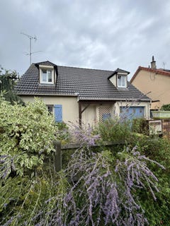 /international/fr/stains-ile-de-france-310103181595/