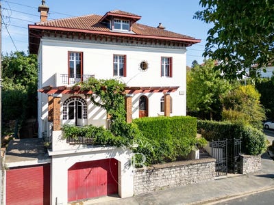 /international/fr/bayonne-aquitaine-310107600727/