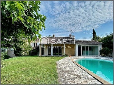 /international/fr/castres-midi-pyrenees-120093010599/