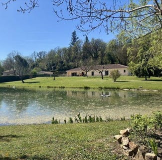 /international/fr/lissac-et-mouret-midi-pyrenees-310107473553/