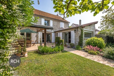 /international/fr/montfort-l-amaury-ile-de-france-310099615806/?lang=zh-tw