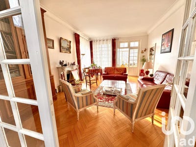/international/fr/la-charite-sur-loire-burgundy-310097151396/