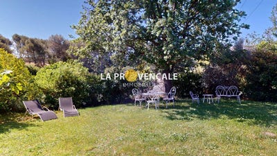 /international/fr/greasque-provence-alpes-cote-d-azur-310099710903/