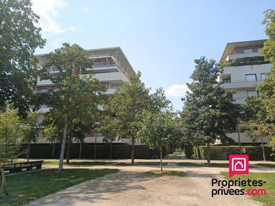 /international/fr/orleans-centre-val-de-loire-310101495113/?lang=en