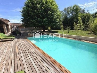 /international/fr/mignaloux-beauvoir-charente-310119452208/