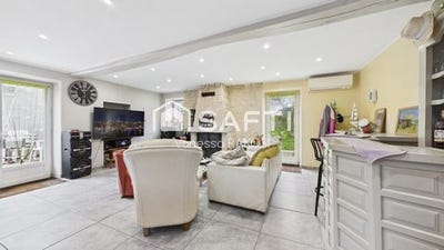 /international/fr/saint-jean-d-angely-charente-310103372004/
