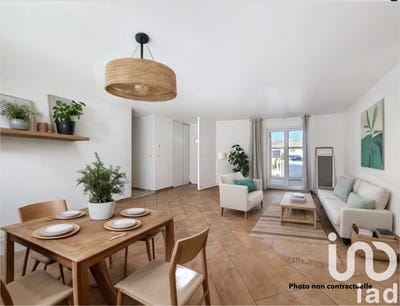 /international/fr/la-jarrie-charente-310099833671/