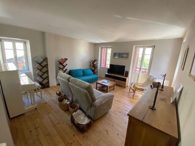 /international/fr/les-cabannes-midi-pyrenees-310108777549/