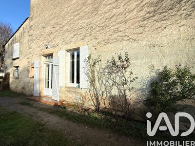 /international/fr/gironde-sur-dropt-aquitaine-310105340348/