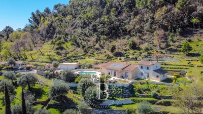 /international/fr/grasse-provence-alpes-cote-d-azur-310120032268/