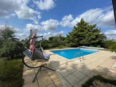 /international/fr/saint-lys-midi-pyrenees-310106361797/