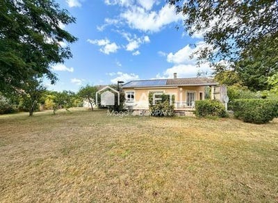 /international/fr/saint-aubin-de-medoc-aquitaine-310106488502/