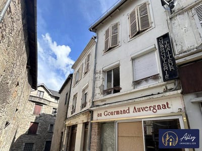 /international/fr/bort-les-orgues-limousin-310100521281/?lang=fr
