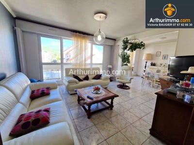 /international/fr/lons-le-saunier-franche-comte-310107888067/
