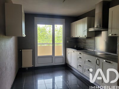 /international/fr/montceau-les-mines-burgundy-310108037007/