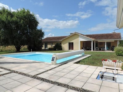 /international/fr/saint-yaguen-aquitaine-310100873581/