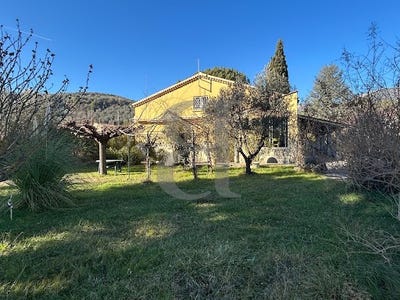 /international/fr/buis-les-baronnies-rhone-310100490090/