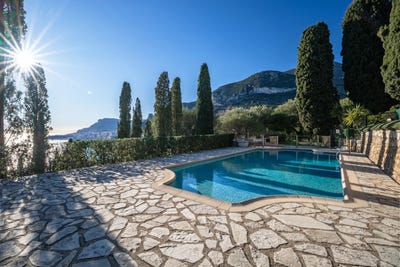 /international/fr/roquebrune-cap-martin-hh-15783000-roquebrune-cap-martin-provence-alpes-cote-d-azur-310100958502/