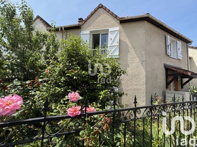 /international/fr/cergy-ile-de-france-310100180128/