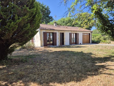 /international/fr/saint-martin-du-clocher-charente-310101157643/