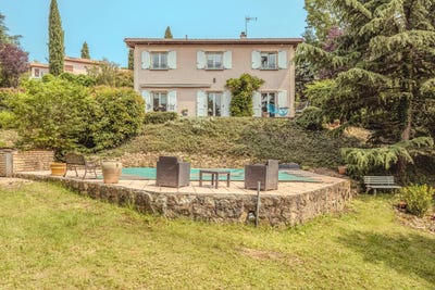 /international/fr/dardilly-rhone-310100112935/