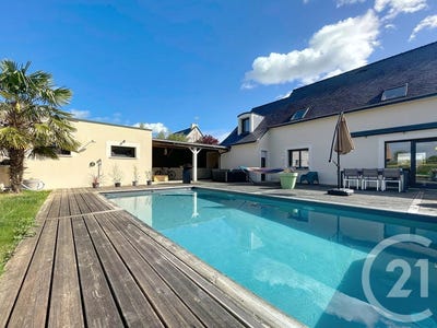 /international/fr/pleslin-trigavou-brittany-310098973647/