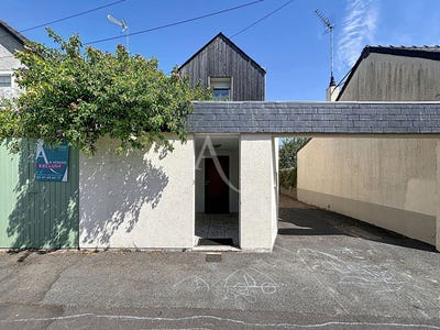 /international/fr/angers-pays-de-la-loire-310109169879/
