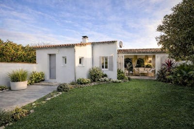 /international/fr/la-couarde-sur-mer-charente-310106627625/