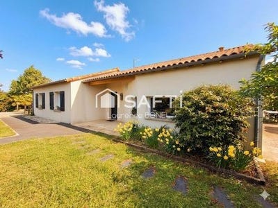 /international/fr/bressuire-charente-310107905698/