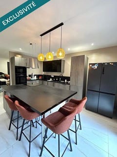 /international/fr/portes-les-valence-rhone-310105371633/